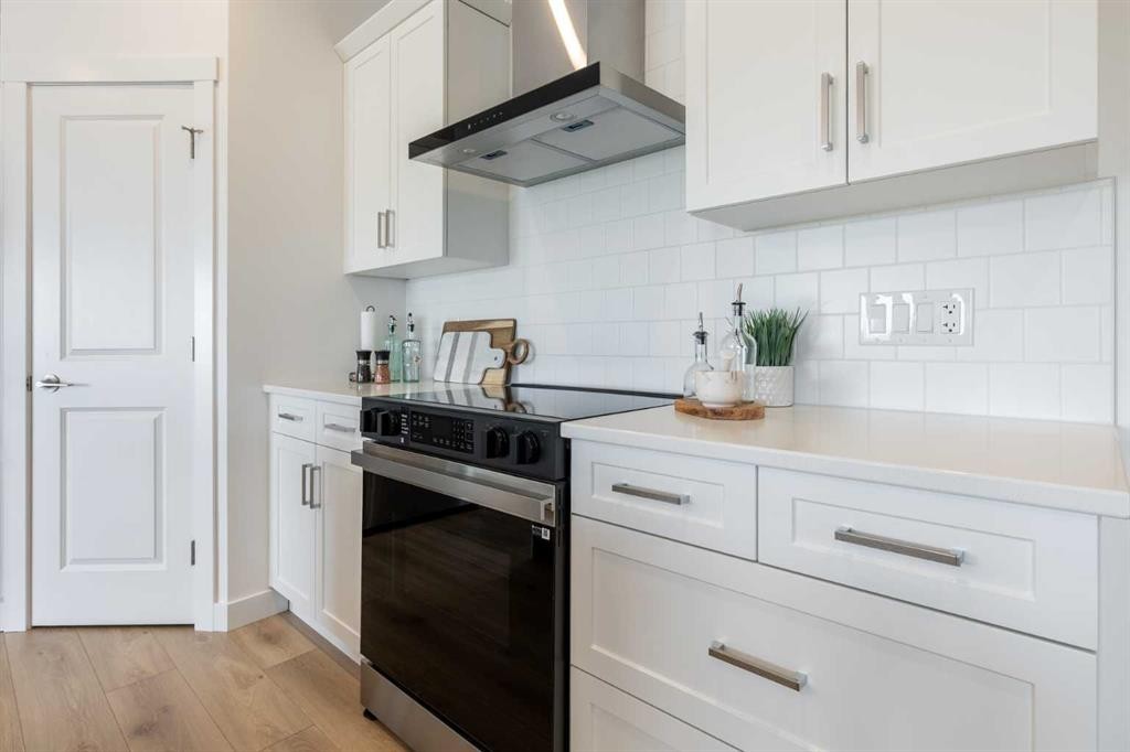 506 Ranch Green, Strathmore, AB - Indoor Photo Showing Kitchen