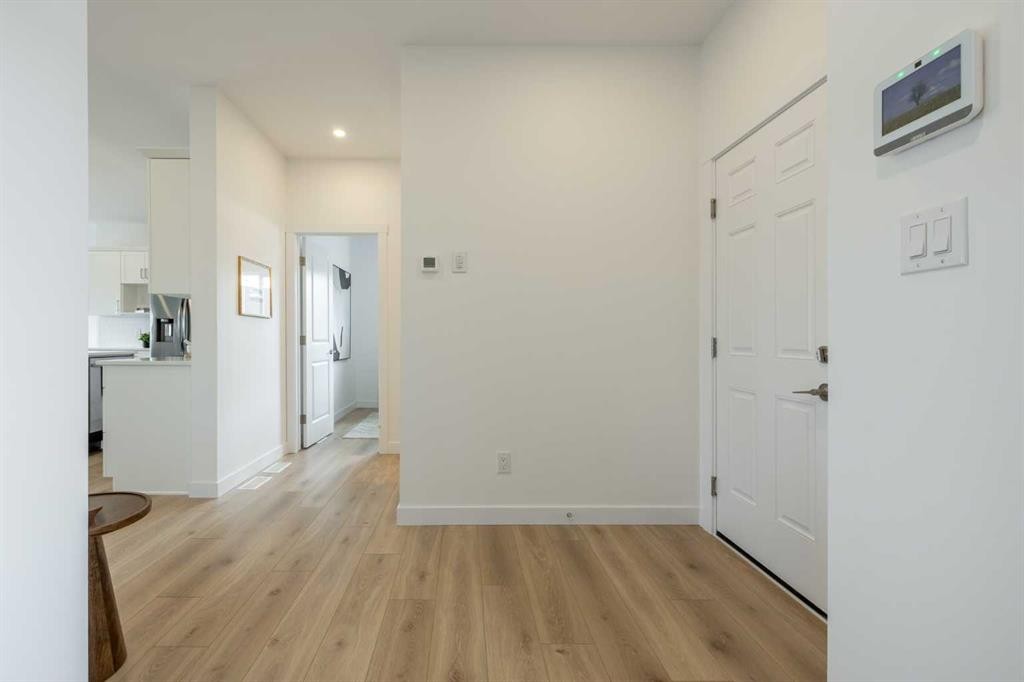 506 Ranch Green, Strathmore, AB - Indoor Photo Showing Other Room