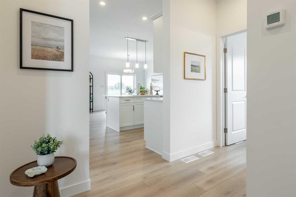 506 Ranch Green, Strathmore, AB - Indoor Photo Showing Other Room