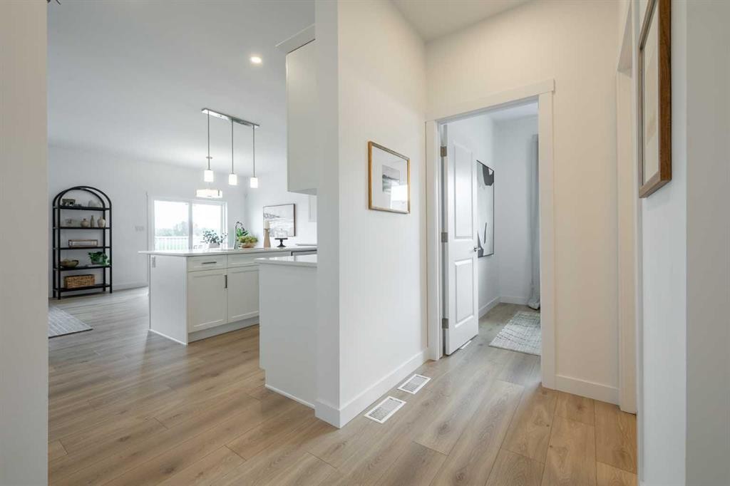 506 Ranch Green, Strathmore, AB - Indoor Photo Showing Other Room