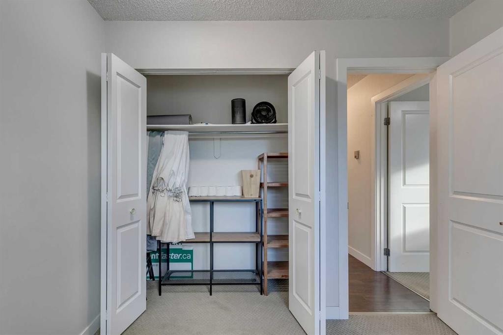 401-2203 14 Street Sw, Calgary, AB - Indoor