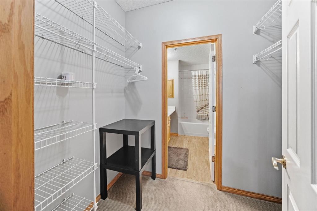 207-200 Lincoln Way Sw, Calgary, AB - Indoor With Storage
