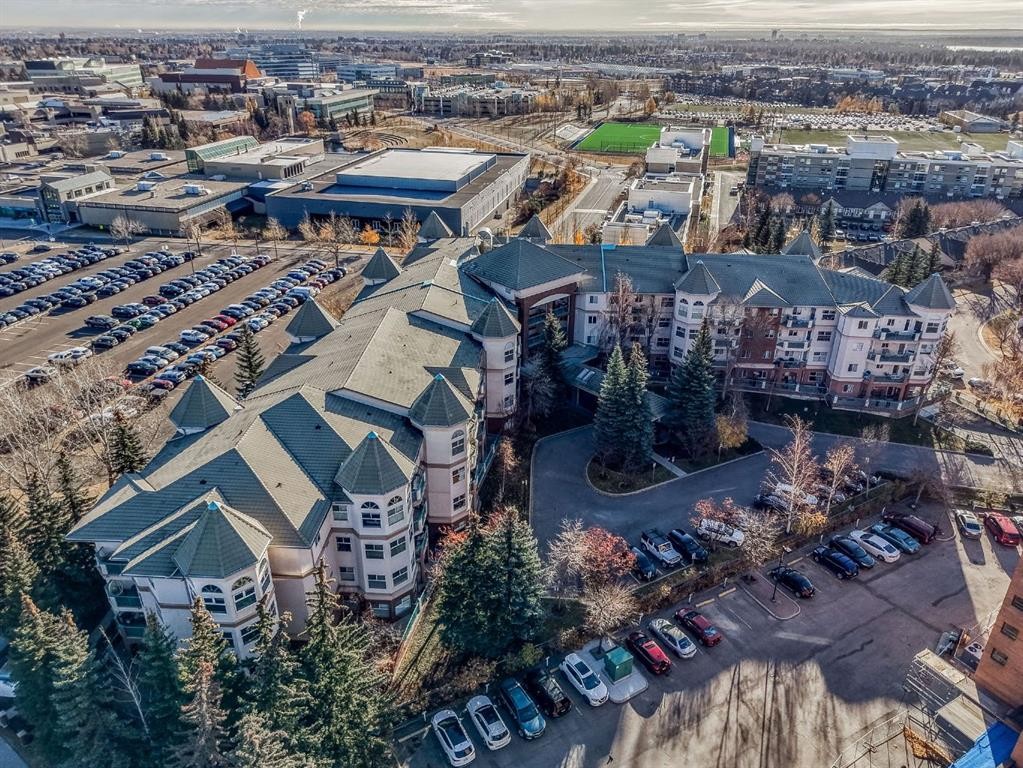 207-200 Lincoln Way Sw, Calgary, AB - Outdoor With View