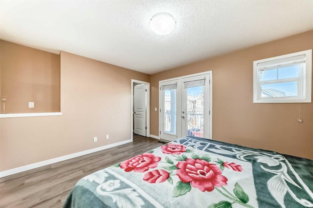 367 Auburn Crest Way Se, Calgary, AB - Indoor Photo Showing Bedroom