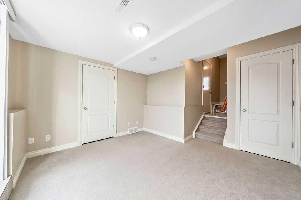 313 Strathcona Circle, Strathmore, AB - Indoor Photo Showing Other Room