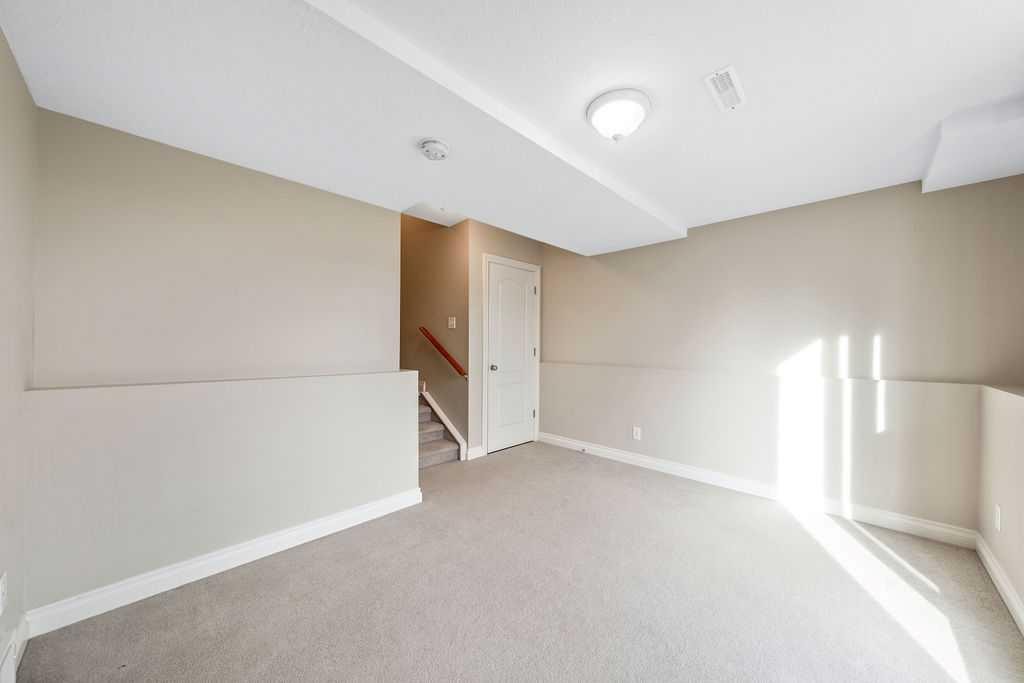 313 Strathcona Circle, Strathmore, AB - Indoor Photo Showing Other Room