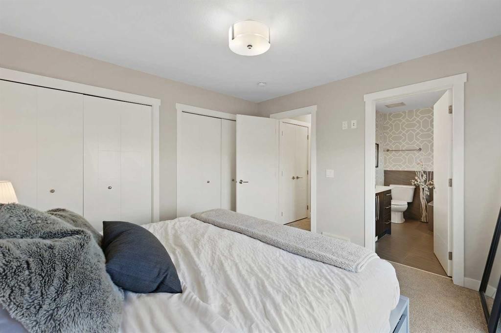 357 Sage Hill Circle Nw, Calgary, AB - Indoor Photo Showing Bedroom