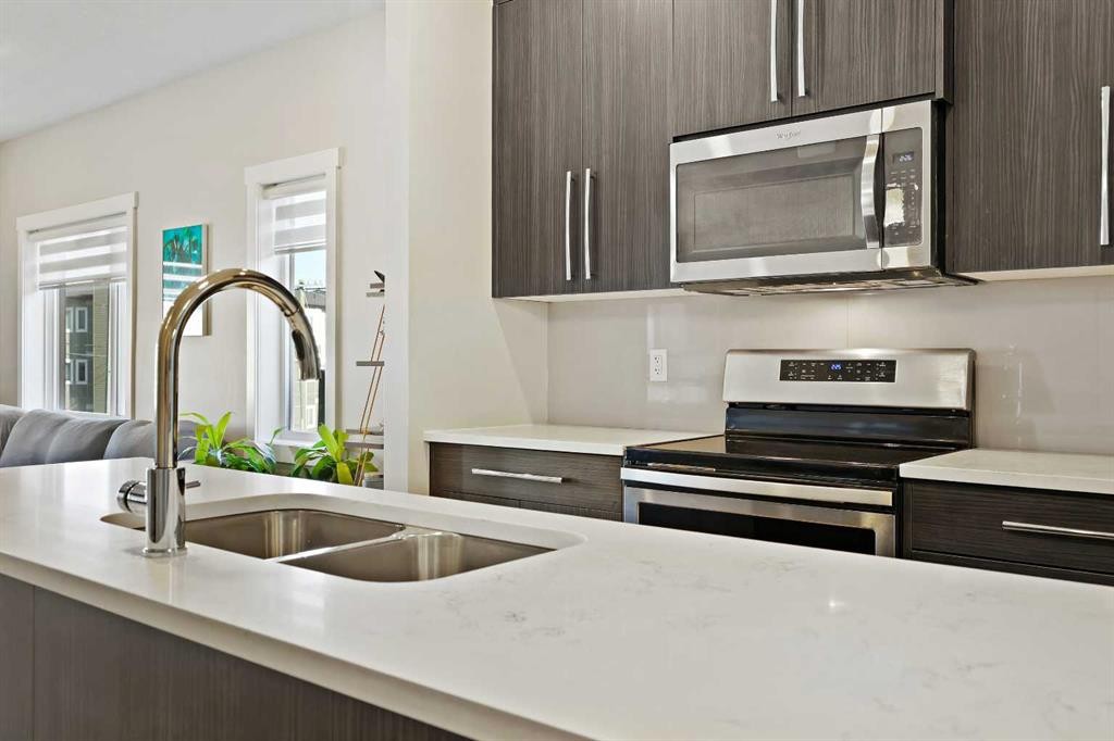 357 Sage Hill Circle Nw, Calgary, AB - Indoor Photo Showing Kitchen With Double Sink