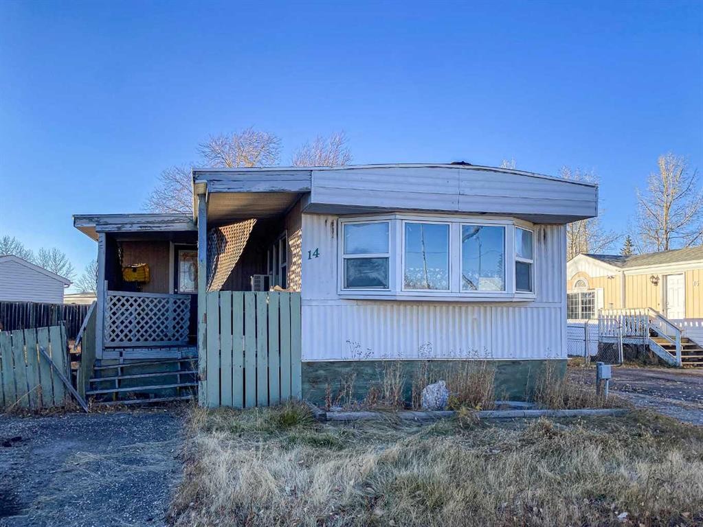 14-5800 46 Street, Olds, AB