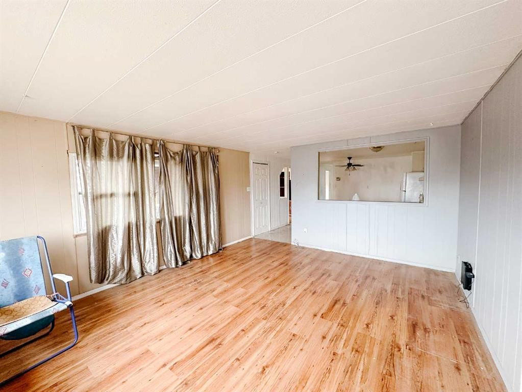 14-5800 46 Street, Olds, AB