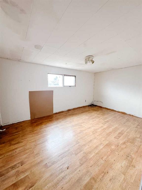 14-5800 46 Street, Olds, AB