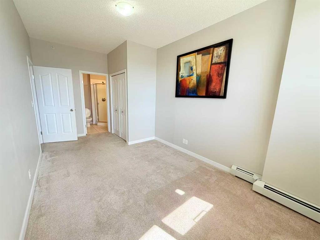 1411-1053 10 Street Sw, Calgary, AB - Indoor Photo Showing Other Room