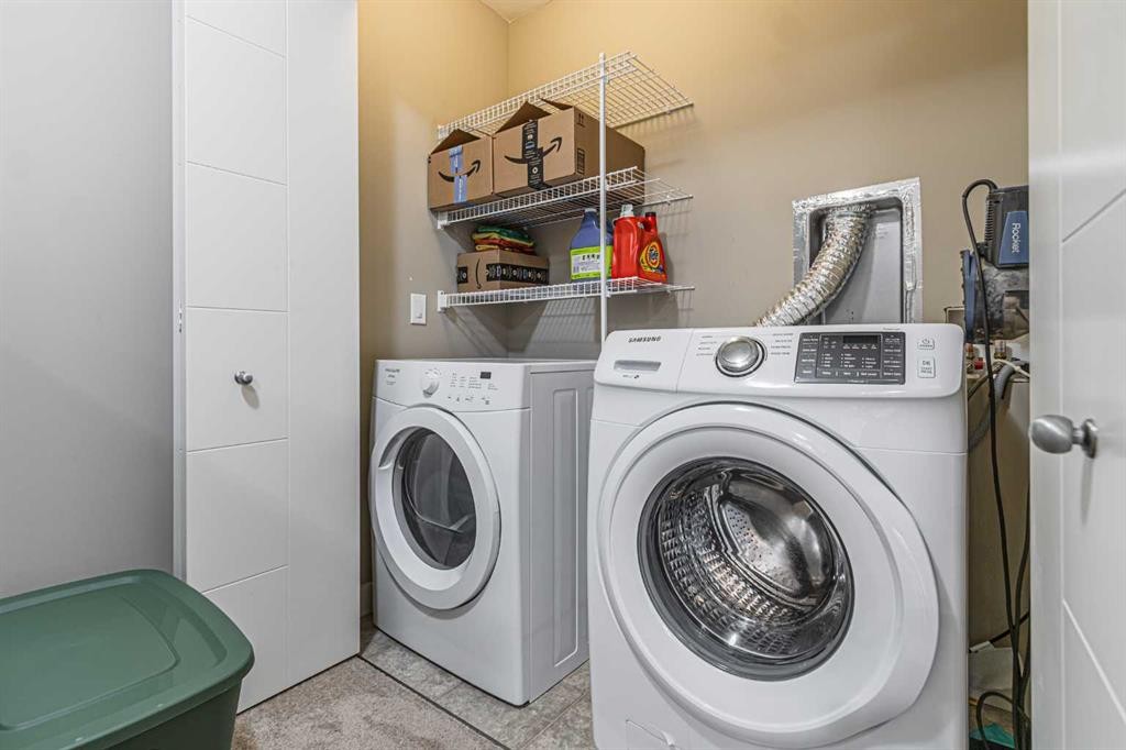 535 Redstone View Ne, Calgary, AB - Indoor Photo Showing Laundry Room