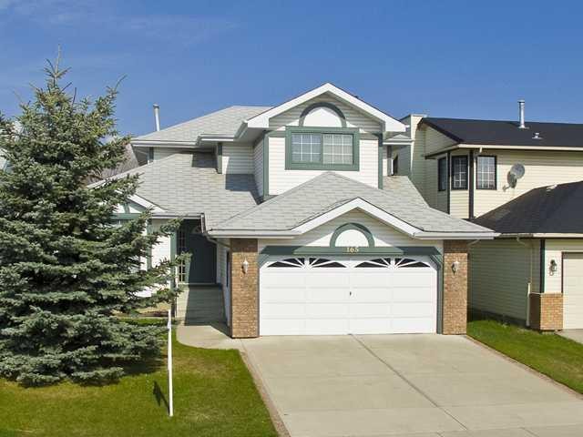 165 Woodford Drive Sw, Calgary, AB - Outdoor