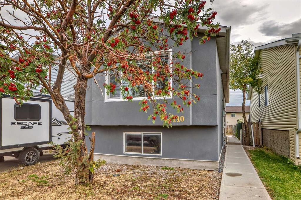 110 Falmere Way Ne, Calgary, AB - Outdoor