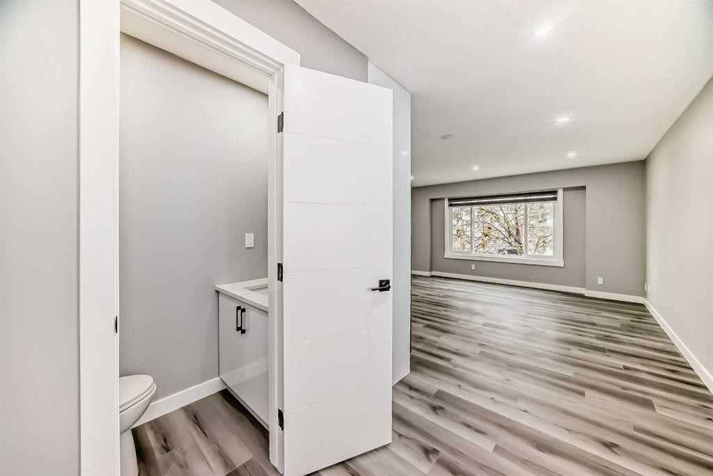 110 Falmere Way Ne, Calgary, AB - Indoor Photo Showing Other Room