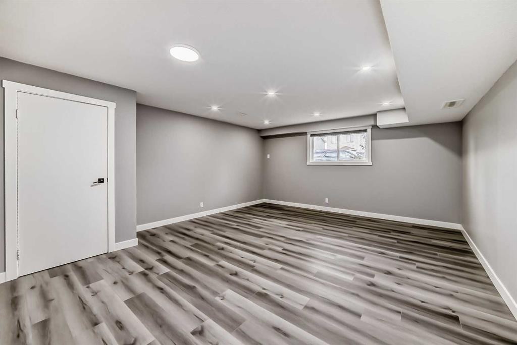 110 Falmere Way Ne, Calgary, AB - Indoor
