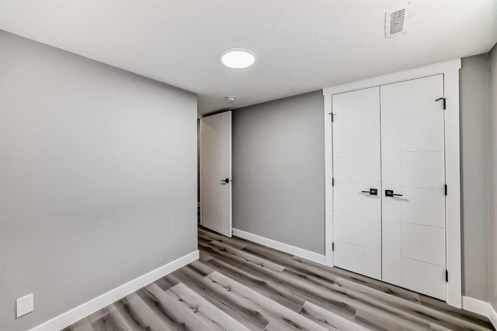 110 Falmere Way Ne, Calgary, AB - Indoor Photo Showing Other Room