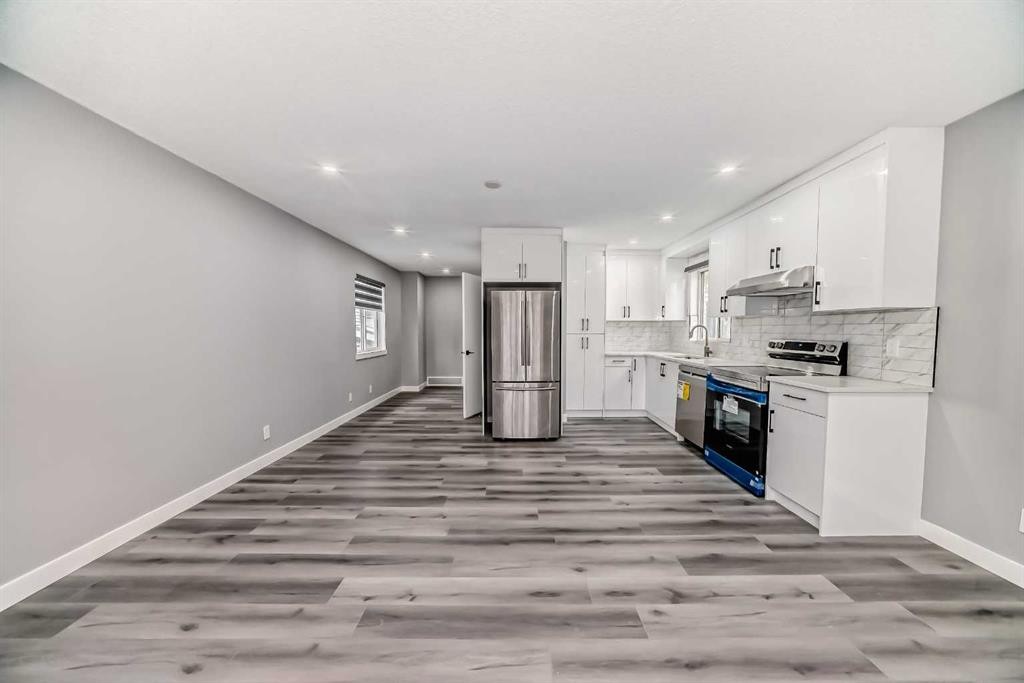 110 Falmere Way Ne, Calgary, AB - Indoor Photo Showing Kitchen With Stainless Steel Kitchen With Upgraded Kitchen
