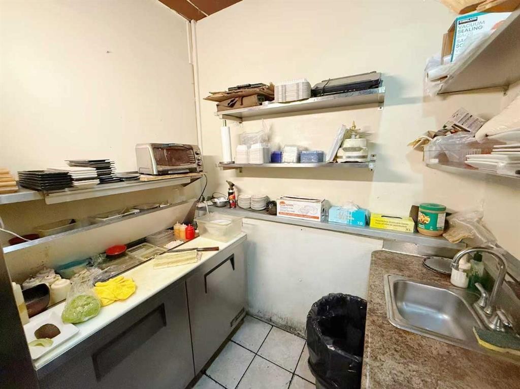 920 36 Street Ne, Calgary, AB