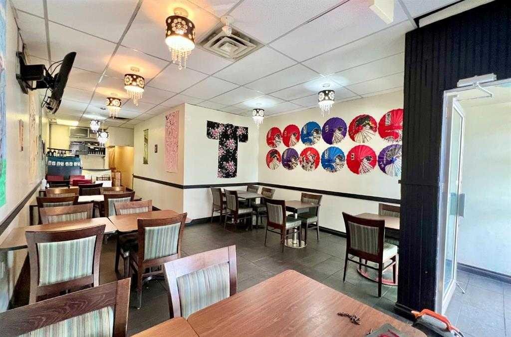 920 36 Street Ne, Calgary, AB