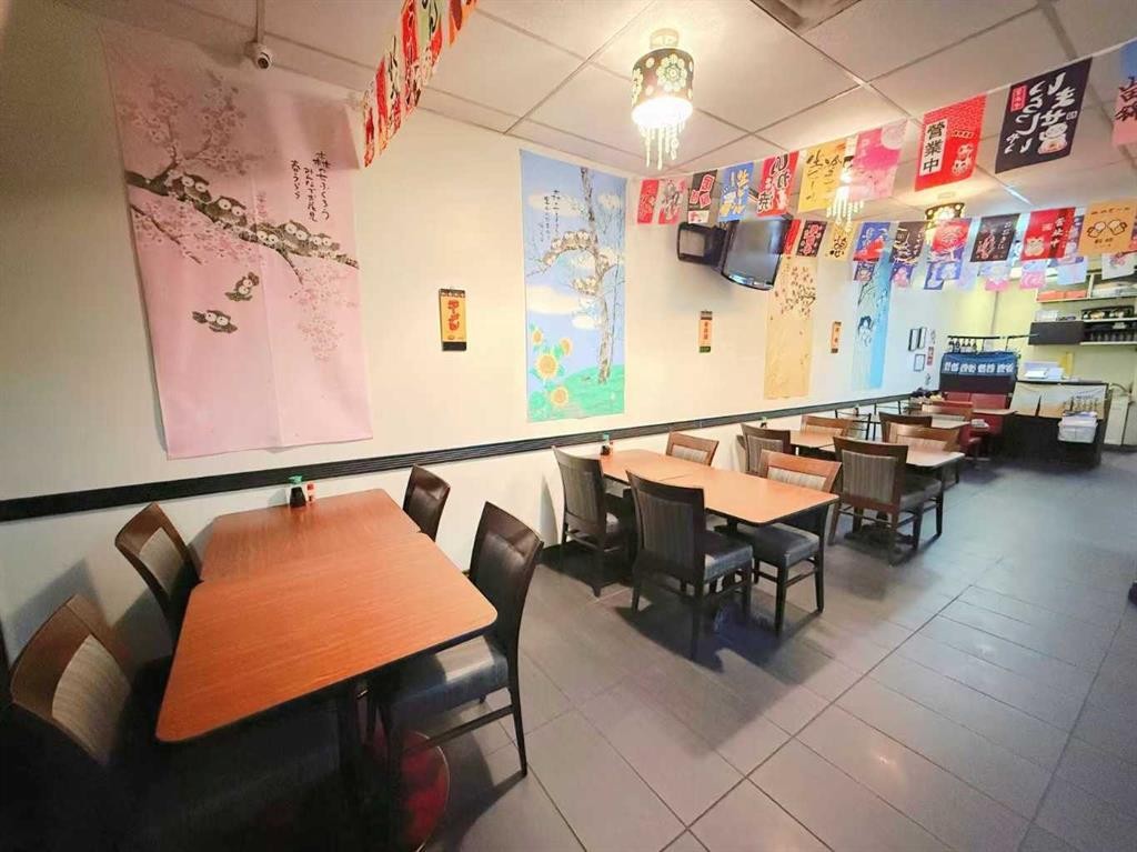 920 36 Street Ne, Calgary, AB