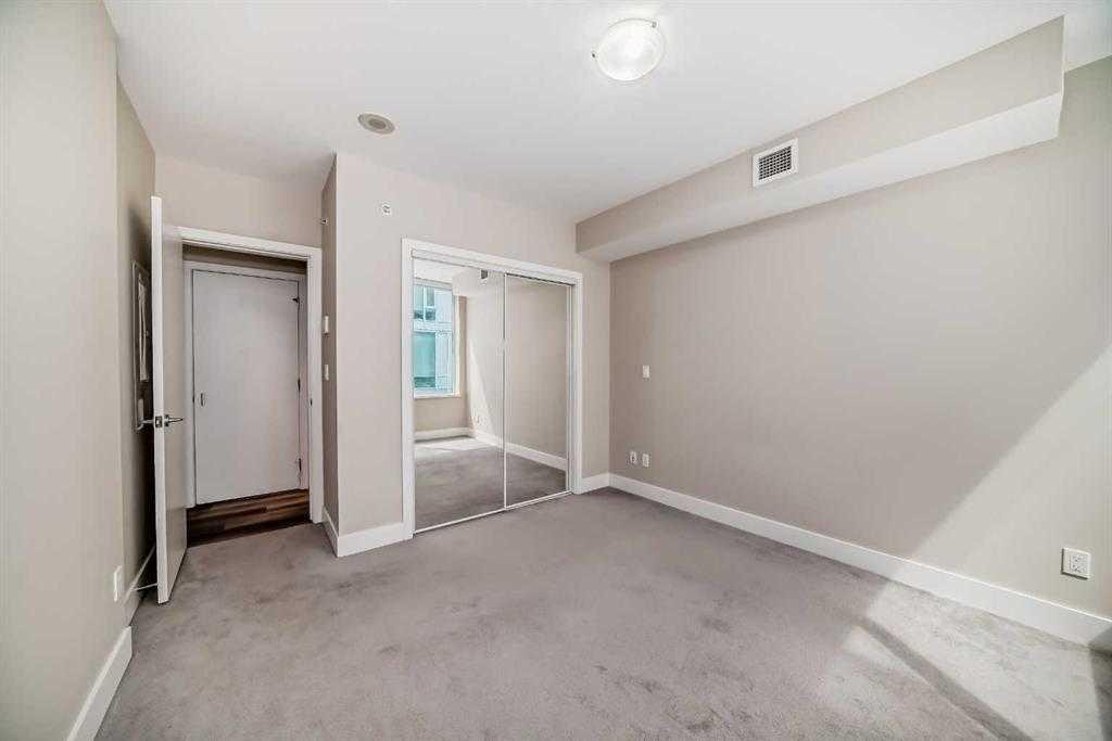 307-519 Riverfront Avenue Se, Calgary, AB - Indoor Photo Showing Other Room