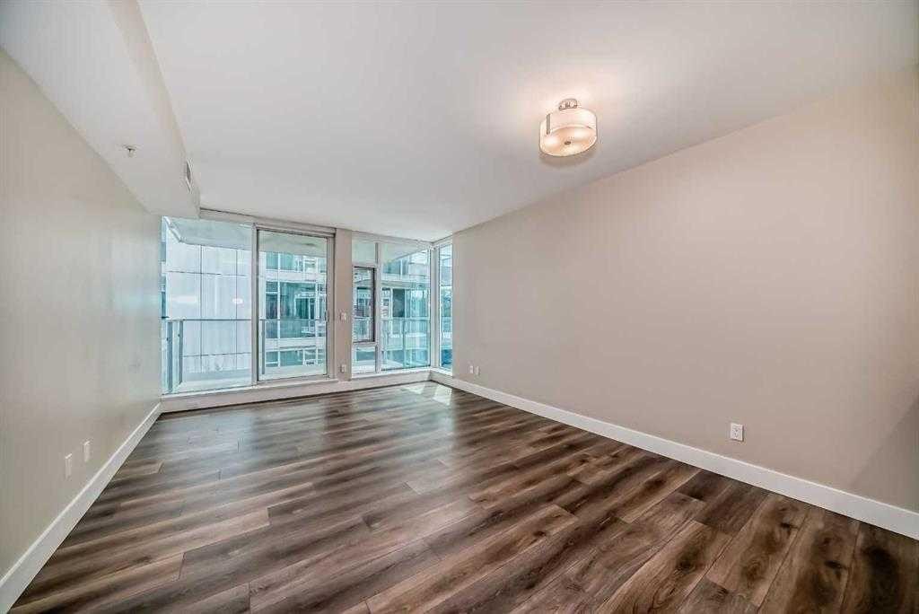 307-519 Riverfront Avenue Se, Calgary, AB - Indoor Photo Showing Other Room
