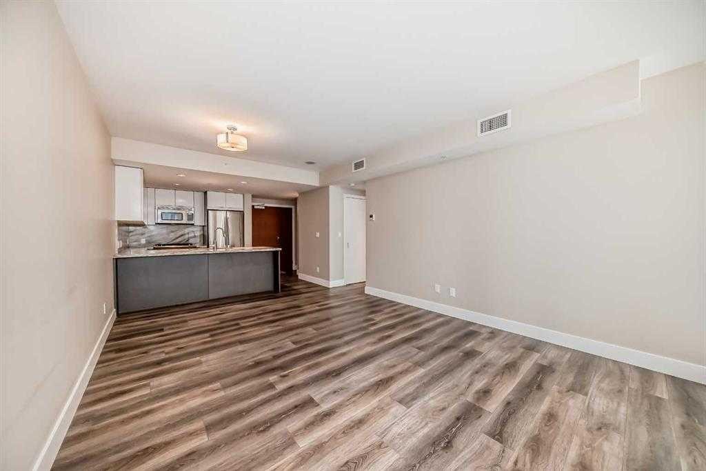 307-519 Riverfront Avenue Se, Calgary, AB - Indoor