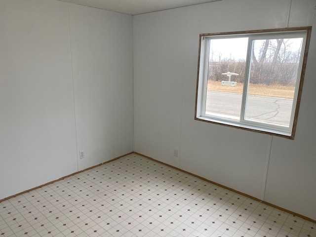 325 1 Street, Irricana, AB - Indoor Photo Showing Other Room