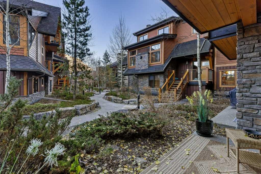 2107-101B Stewart Creek Landing, Canmore, AB - Outdoor