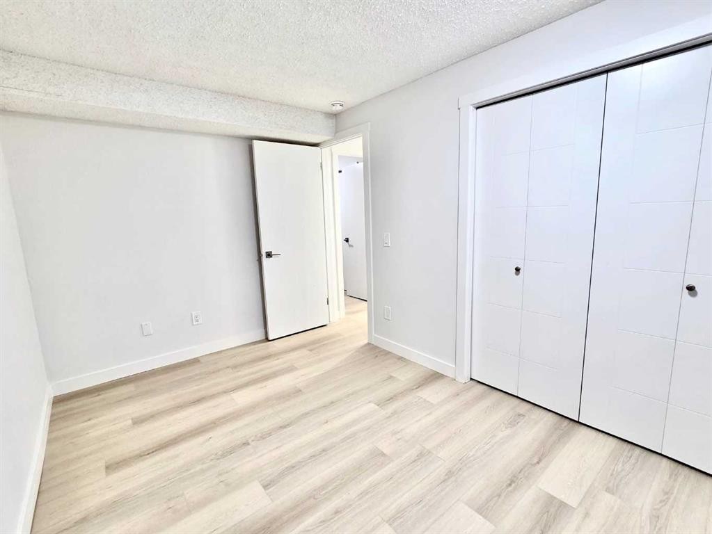 131 Whiteview Close Ne, Calgary, AB - Indoor Photo Showing Other Room