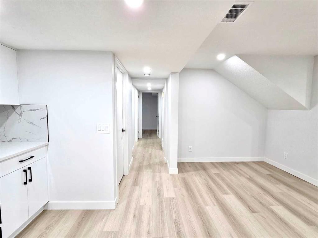 131 Whiteview Close Ne, Calgary, AB - Indoor Photo Showing Other Room