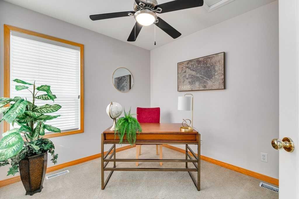 133 Chaparral Ridge Point Se, Calgary, AB - Indoor Photo Showing Other Room