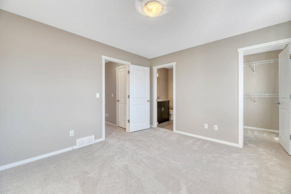 65 Marine Drive Se, Calgary, AB - Indoor Photo Showing Other Room