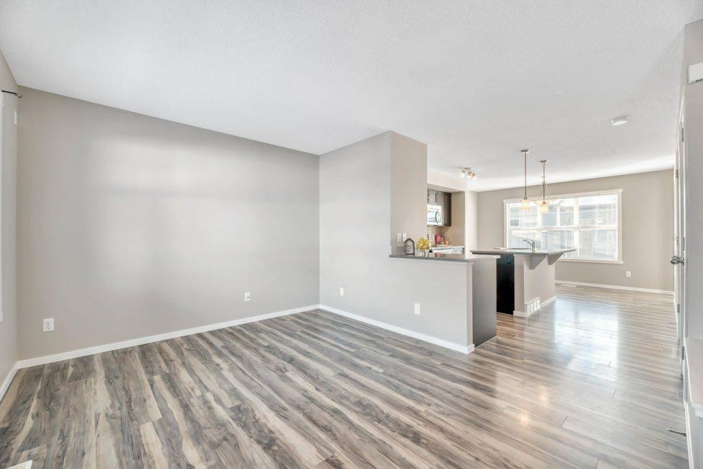 65 Marine Drive Se, Calgary, AB - Indoor