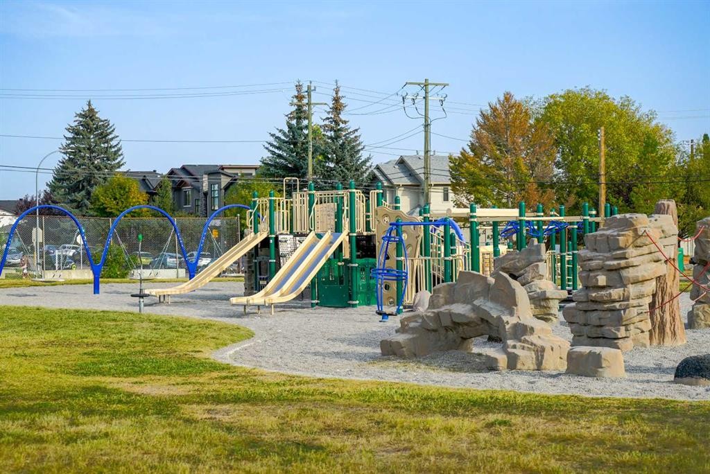 218 19 Avenue Nw, Calgary, AB - Outdoor