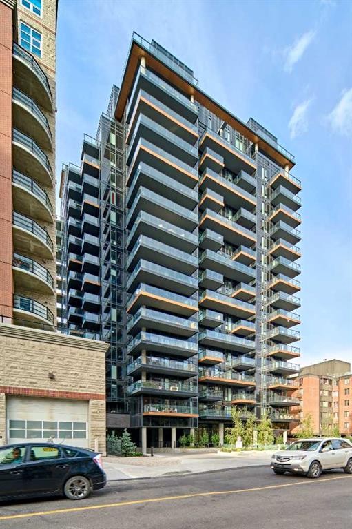1012-730 2 Avenue Sw, Calgary, AB - Outdoor With Balcony With Facade