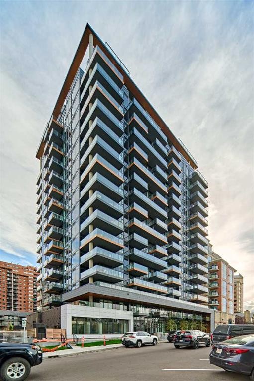 1012-730 2 Avenue Sw, Calgary, AB - Outdoor With Balcony With Facade