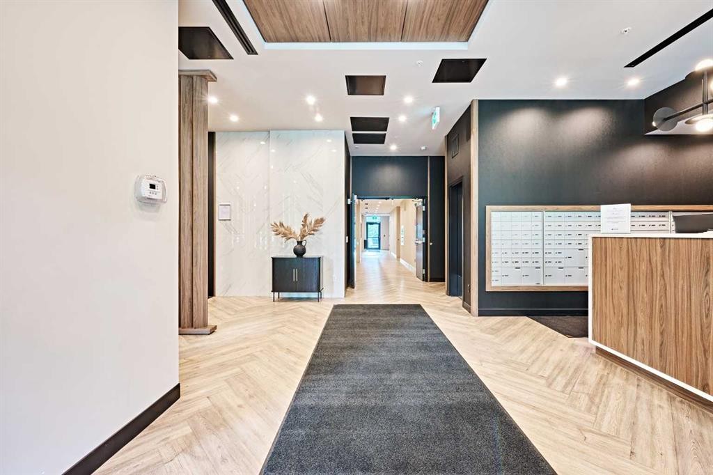 1012-730 2 Avenue Sw, Calgary, AB - Indoor Photo Showing Other Room