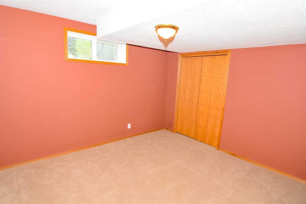 272166 Panorama Road, Rural Rocky View County, AB - Indoor Photo Showing Other Room