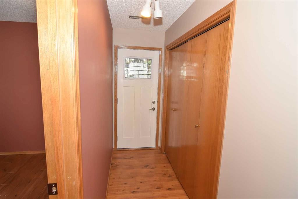 272166 Panorama Road, Rural Rocky View County, AB - Indoor Photo Showing Other Room