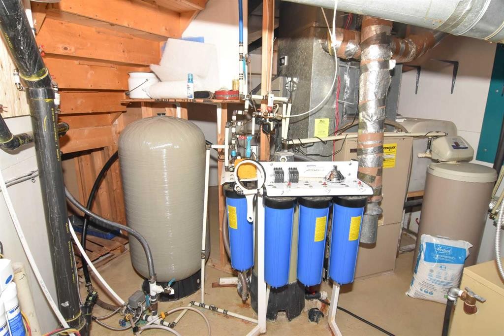 272166 Panorama Road, Rural Rocky View County, AB - Indoor Photo Showing Basement