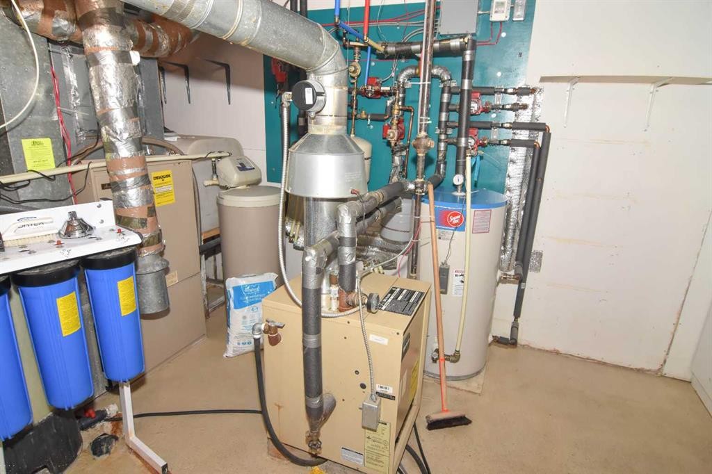 272166 Panorama Road, Rural Rocky View County, AB - Indoor Photo Showing Basement