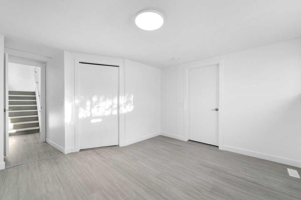 361 Martinwood Place Ne, Calgary, AB - Indoor Photo Showing Other Room