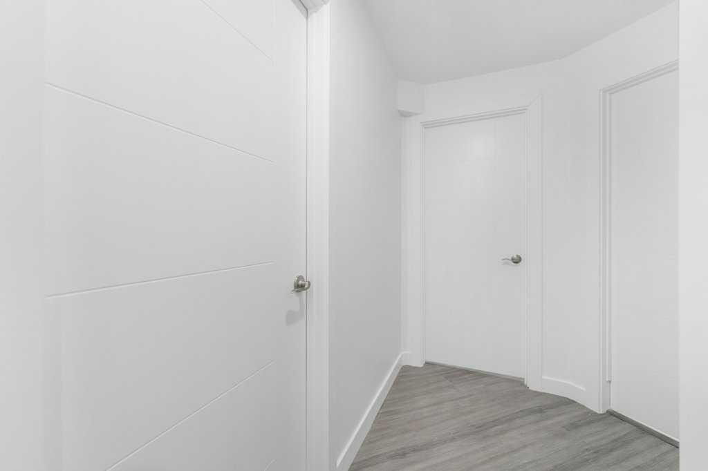 361 Martinwood Place Ne, Calgary, AB - Indoor Photo Showing Other Room