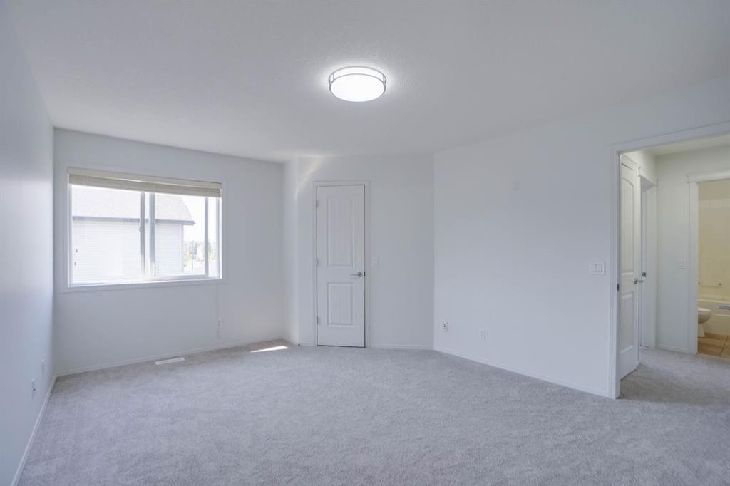 382 Brightonstone Green Se, Calgary, AB - Indoor Photo Showing Other Room