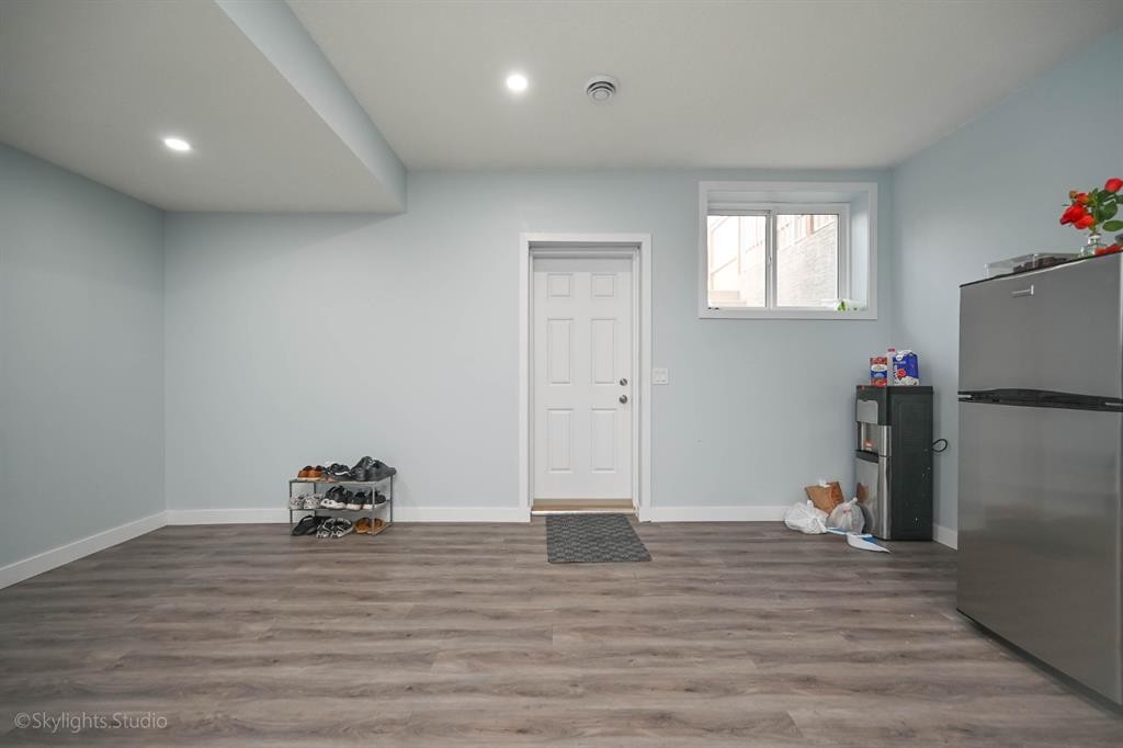 109 Red Embers Crescent Ne, Calgary, AB - Indoor