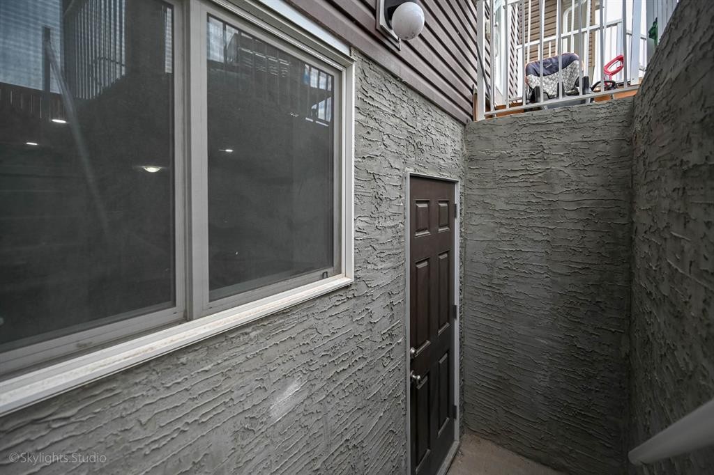 109 Red Embers Crescent Ne, Calgary, AB -