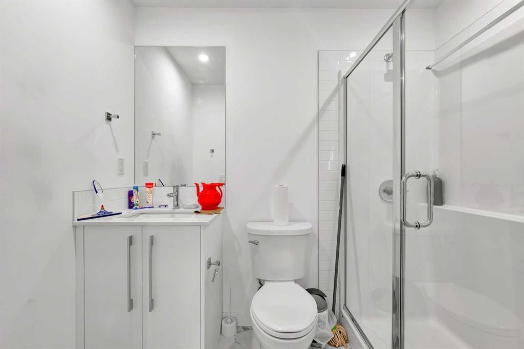 1415-111 Wolf Creek Drive Se, Calgary, AB - Indoor Photo Showing Bathroom